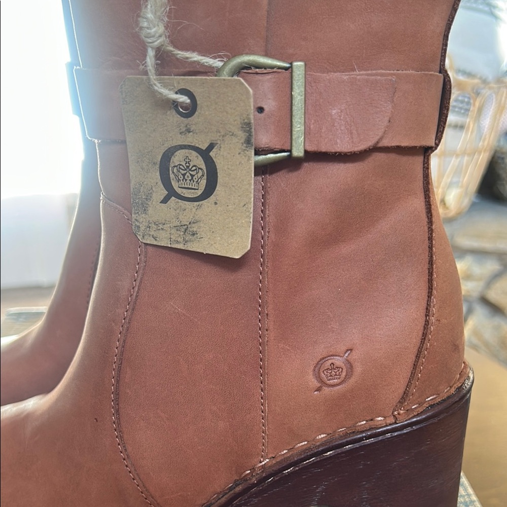 Born Women's Brown Leather Heeled Ankle Boots - Picture 2 of 6